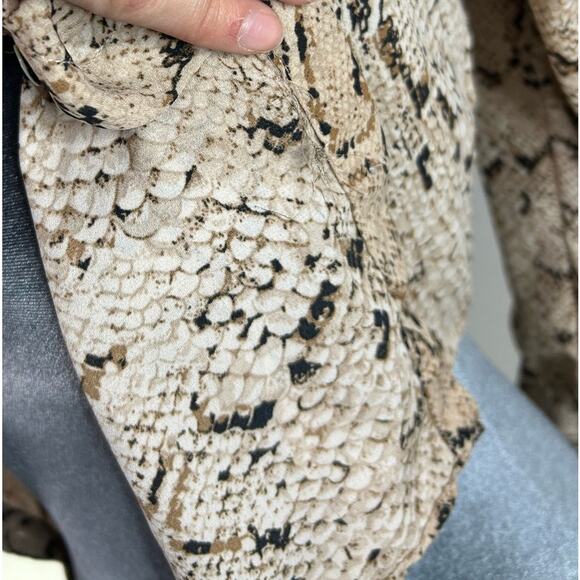 Rose + Olive- Size L-snake skin - maximalist blouse- button down- collar sleeves - Picture 6 of 11